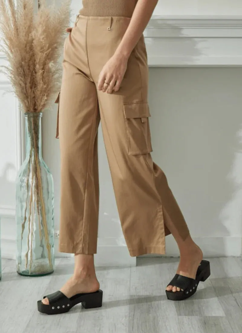 Calypso Cargo Pant in tanned by Lysse