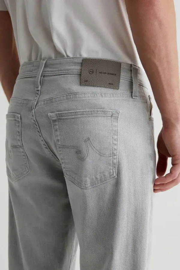 Everett Slim Straight Jean