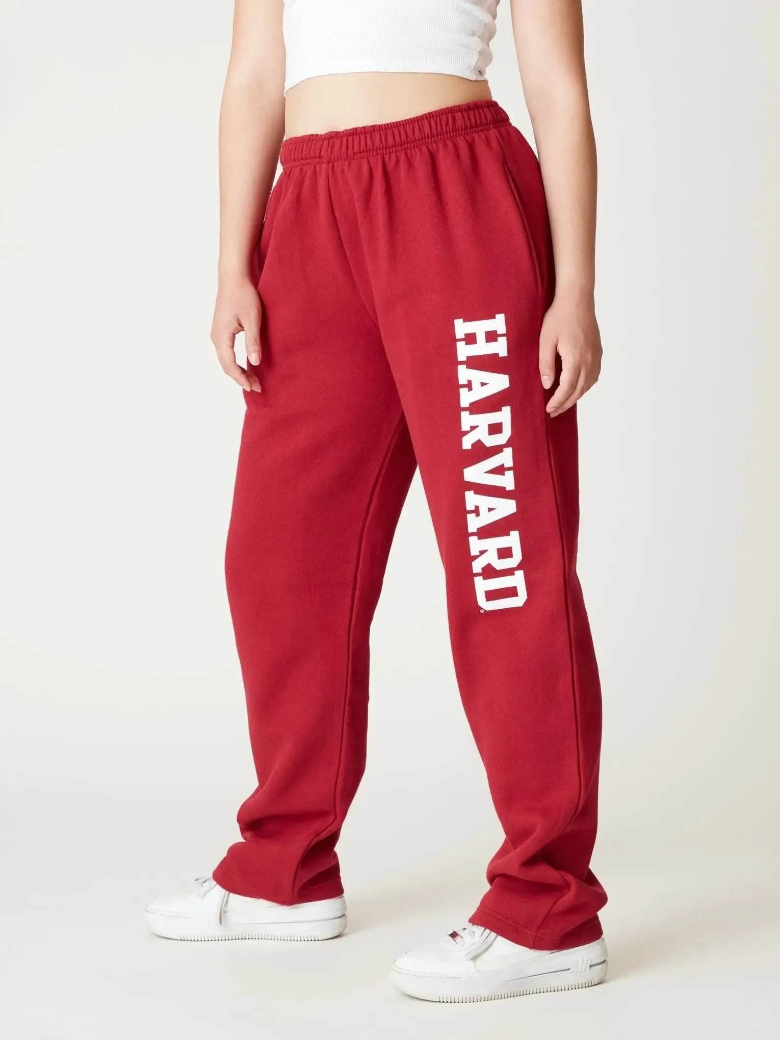 Harvard Benchmark Pants