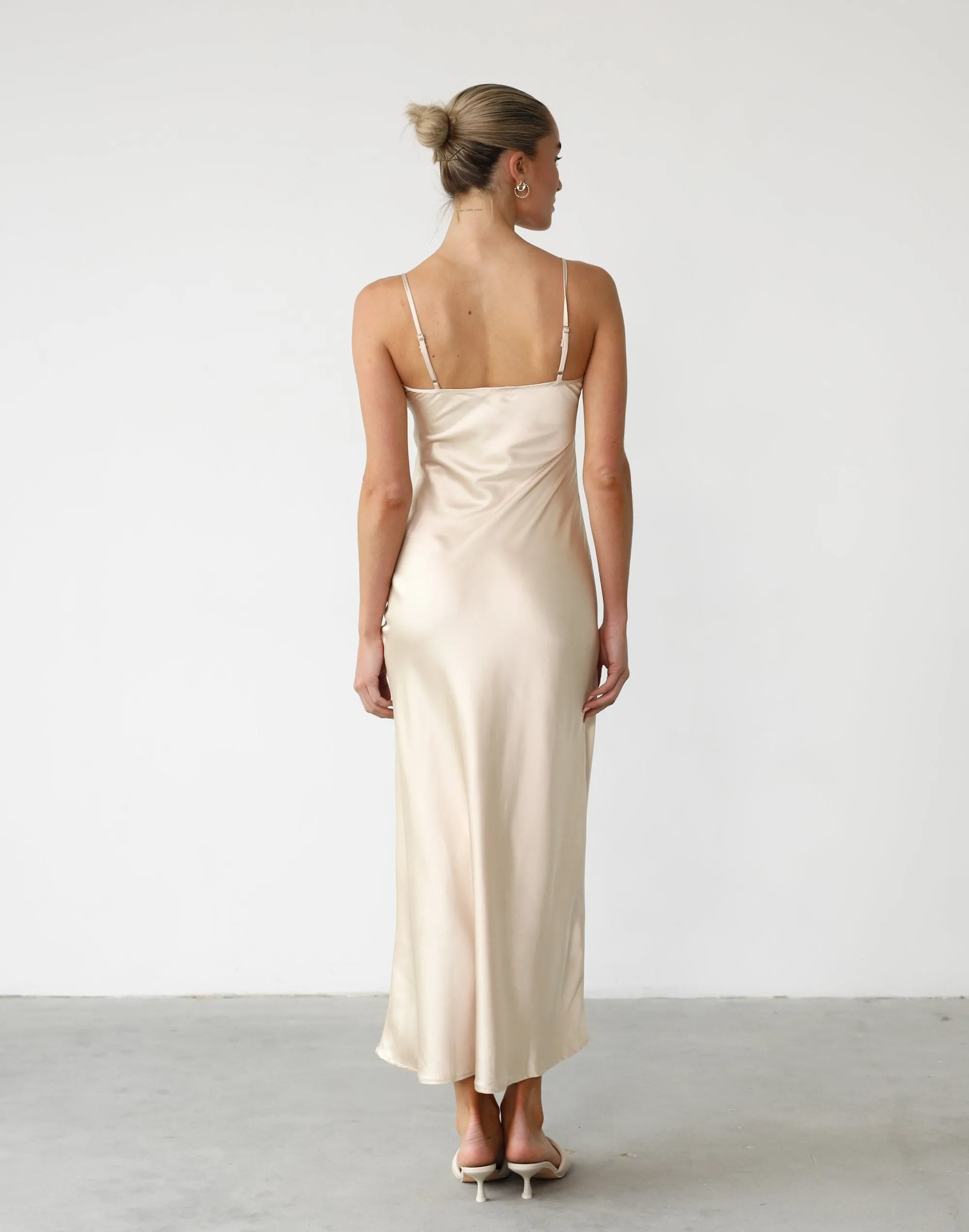 Martha Maxi Dress (Sandstone)