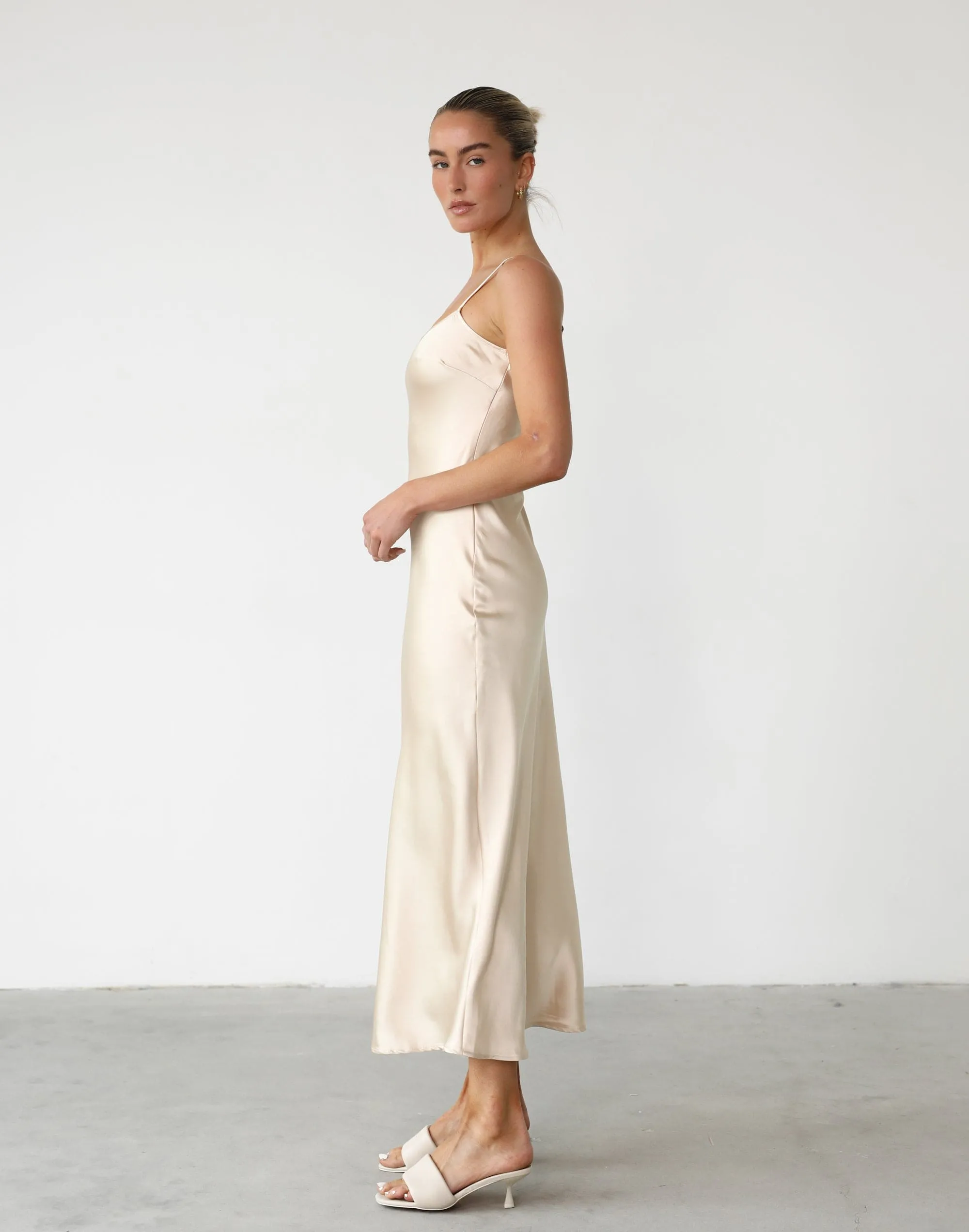 Martha Maxi Dress (Sandstone)