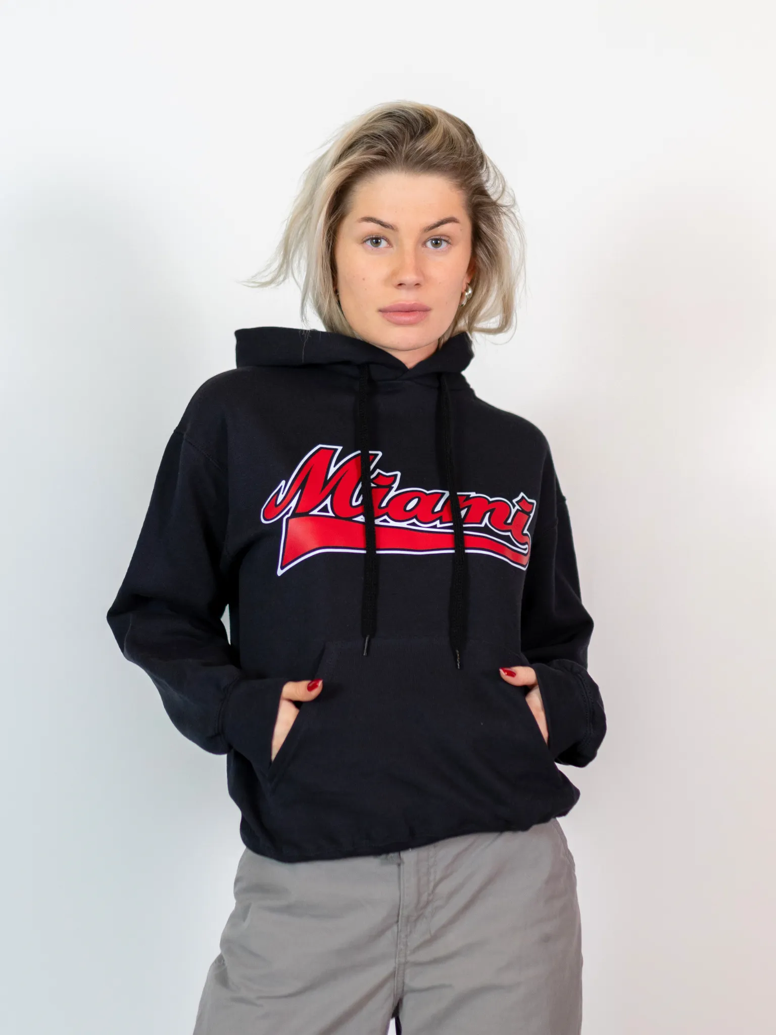 MIAMI SPORT HOODIE - SVART 