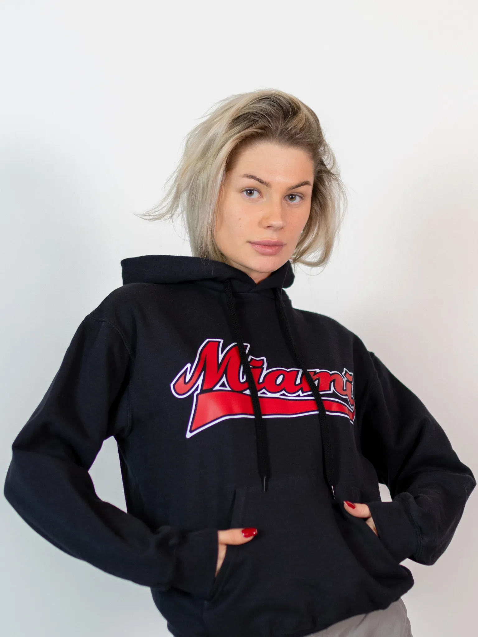 MIAMI SPORT HOODIE - SVART 